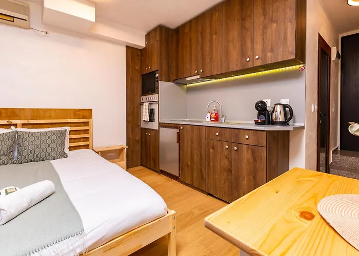 The Crash Pad By Flat Mаnager *